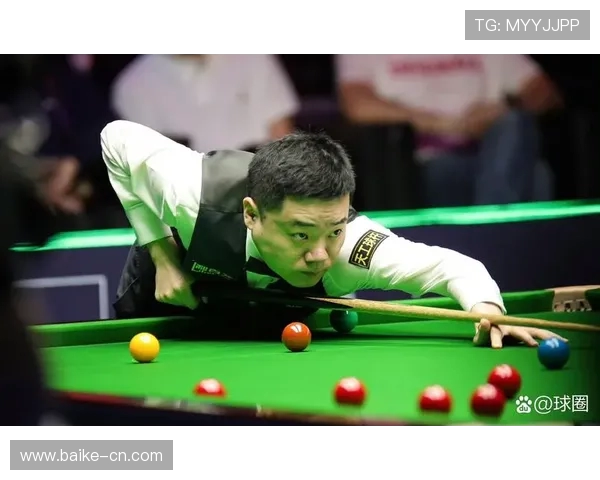丁俊晖与潘晓婷的巅峰对决斯诺克赛场上的传奇之战