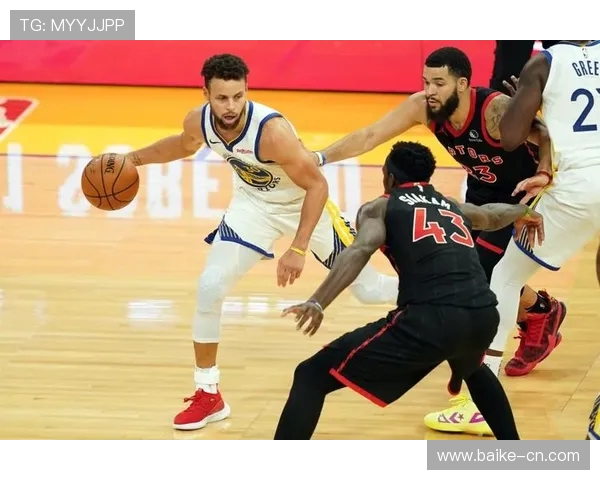 勇士与猛龙精彩对决完整回放重温篮球巅峰时刻的激情与荣耀