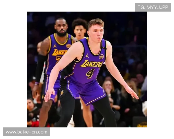 湖人对阵篮网精彩回顾NBA录像带你重温比赛瞬间