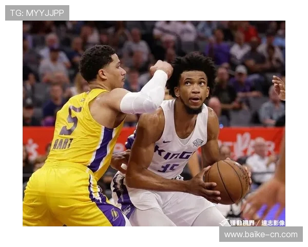 约纳斯瓦兰丘纳斯的篮球之路与成就解析 约纳斯瓦兰丘纳斯的篮球之路与成就解析