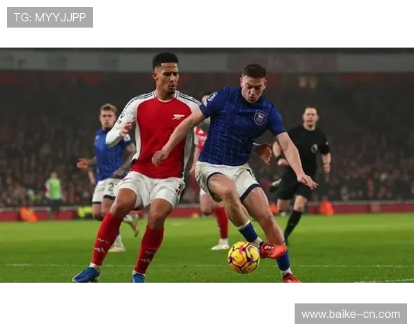 诺丁汉森主场迎战伊普斯维全力争胜展现球队实力与斗志