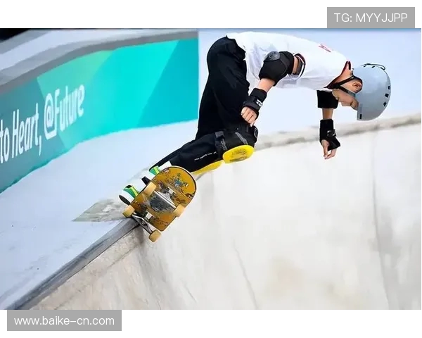 北京滑板队创新包夹战术解析与训练方法探讨 北京滑板队创新包夹战术解析与训练方法探讨