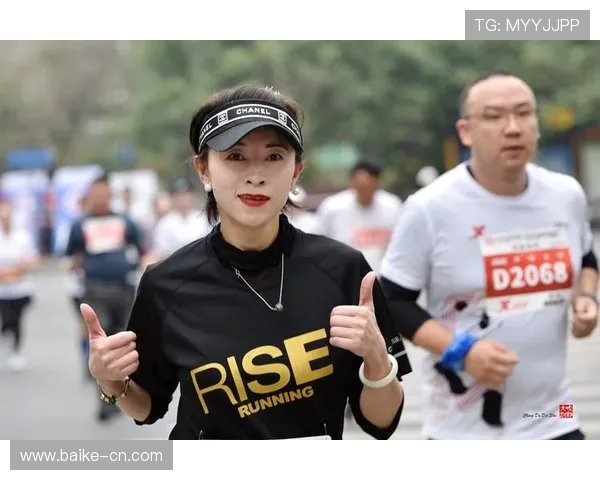 成都攀岩队在城市马拉松中的个人能力表现分析与点评